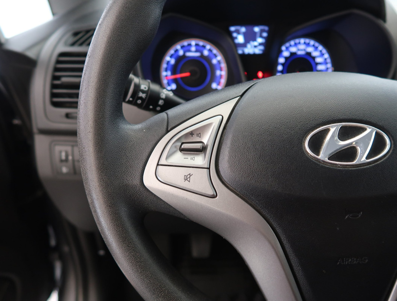 Hyundai ix20, 2011