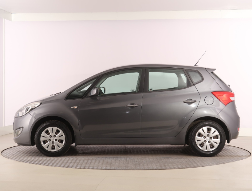 Hyundai ix20, 2011