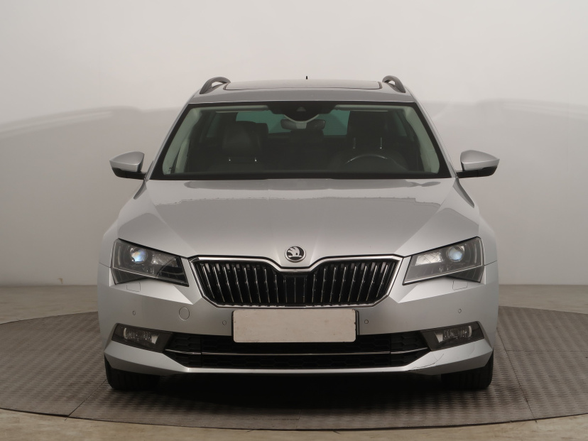 Škoda Superb, 2017