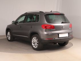 Volkswagen Tiguan - 2013
