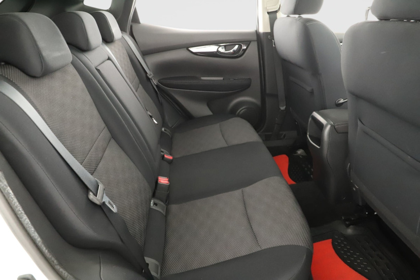 Nissan Qashqai, 2015