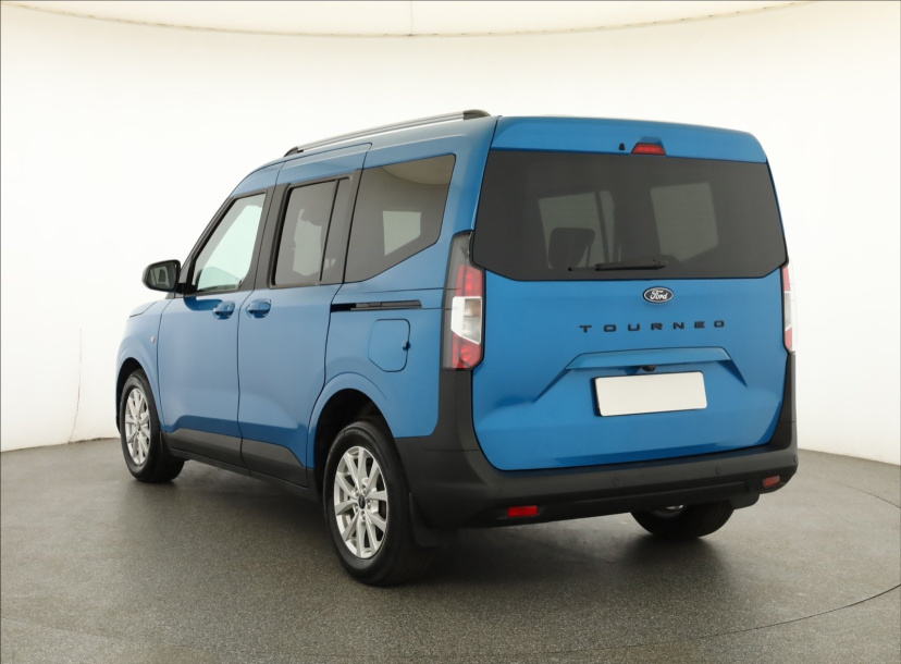 Ford Tourneo Courier, 2025