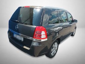 Opel Zafira - 2013