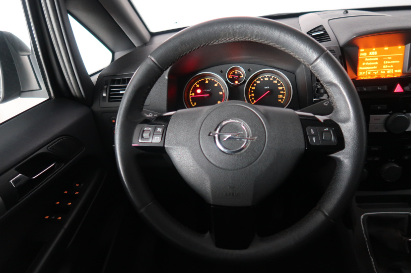 Opel Zafira, 2013