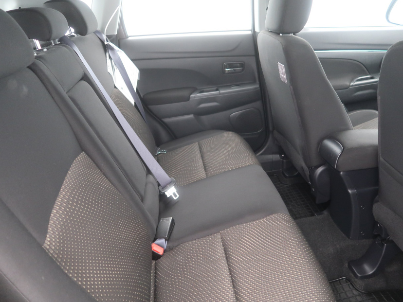 Mitsubishi ASX, 2015