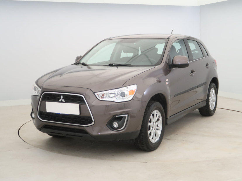 Mitsubishi ASX, 2015