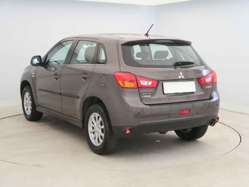Mitsubishi ASX, 2015