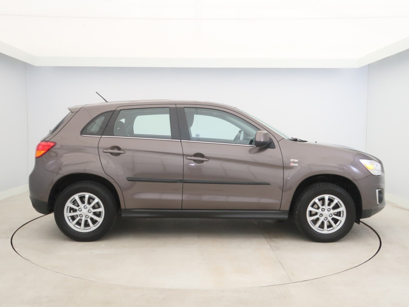 Mitsubishi ASX, 2015