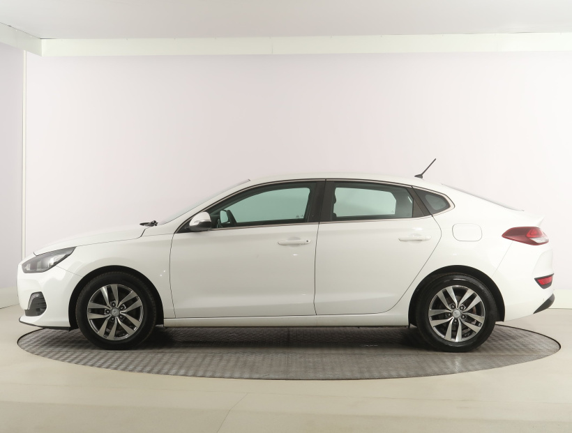 Hyundai i30 Fastback, 2018