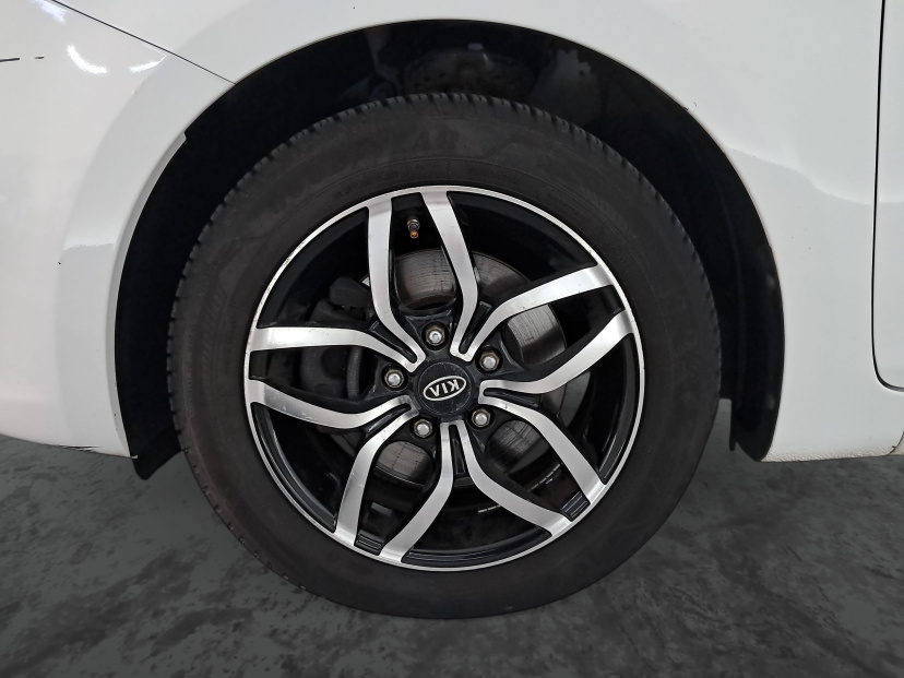 Kia Carens, 2016