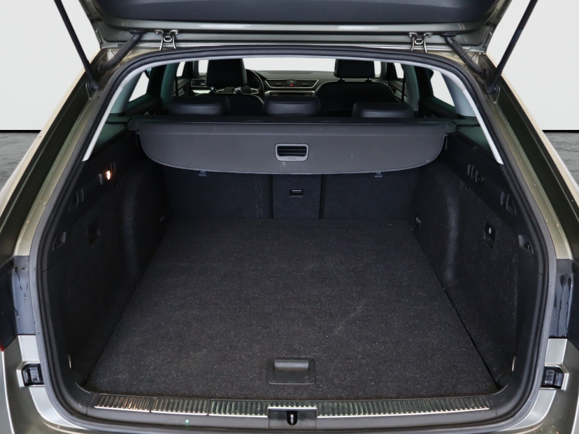 Škoda Superb, 2016