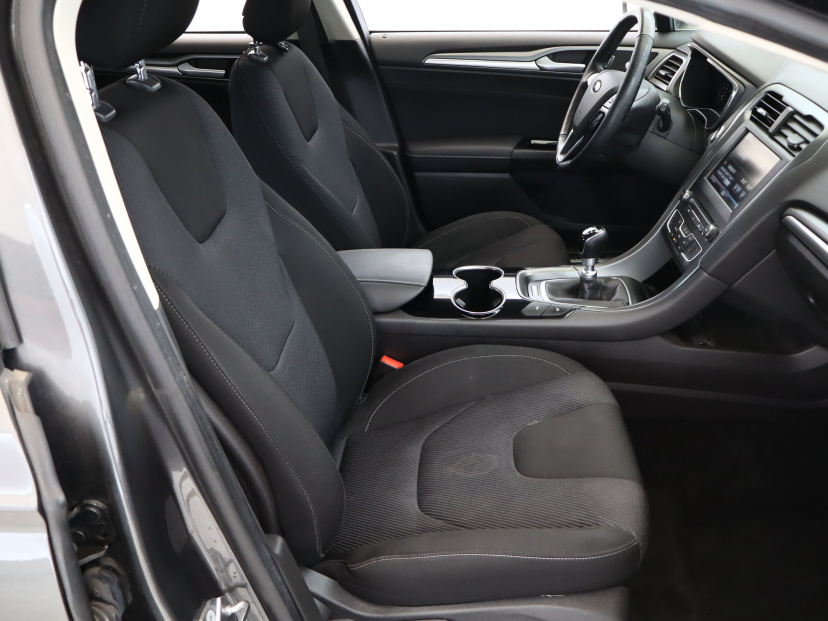 Ford Mondeo, 2015