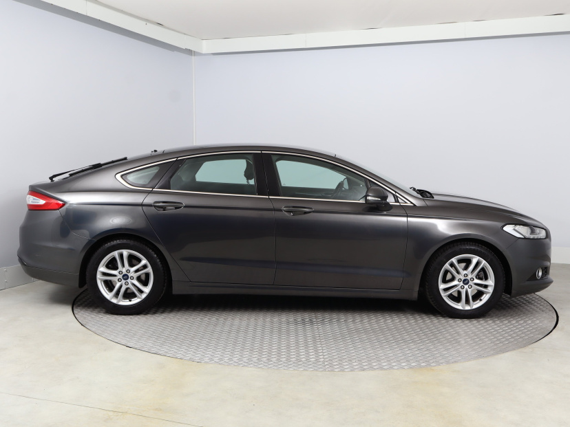 Ford Mondeo, 2015