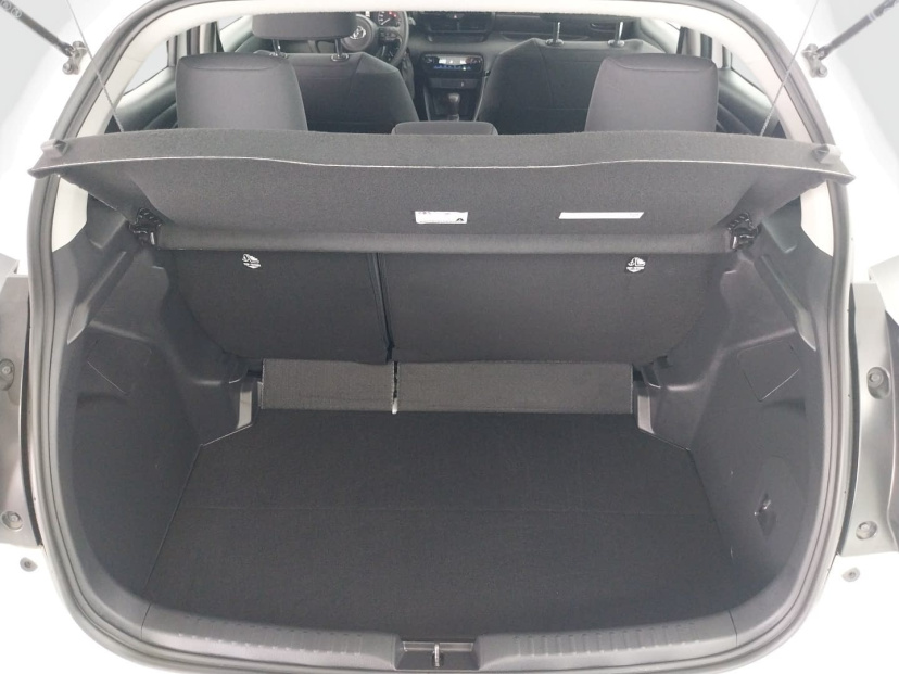Toyota Yaris, 2024
