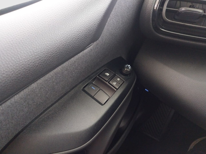 Toyota Yaris, 2024