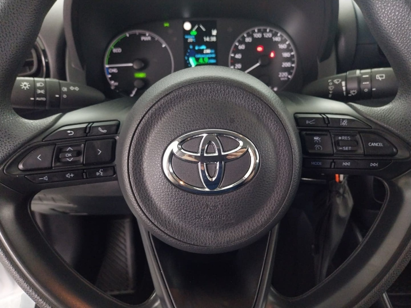 Toyota Yaris, 2024