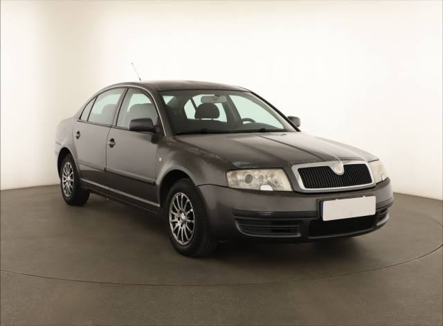 Škoda Superb 2003