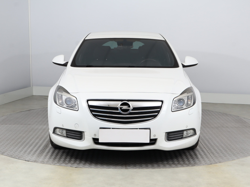 Opel Insignia, 2011