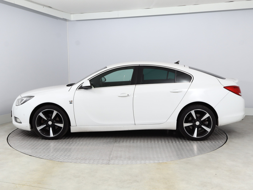 Opel Insignia, 2011