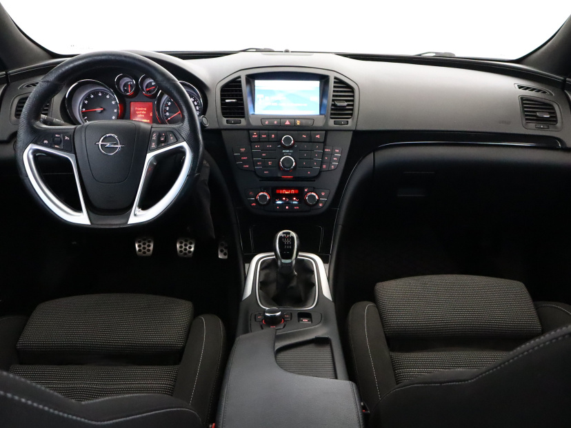 Opel Insignia, 2011