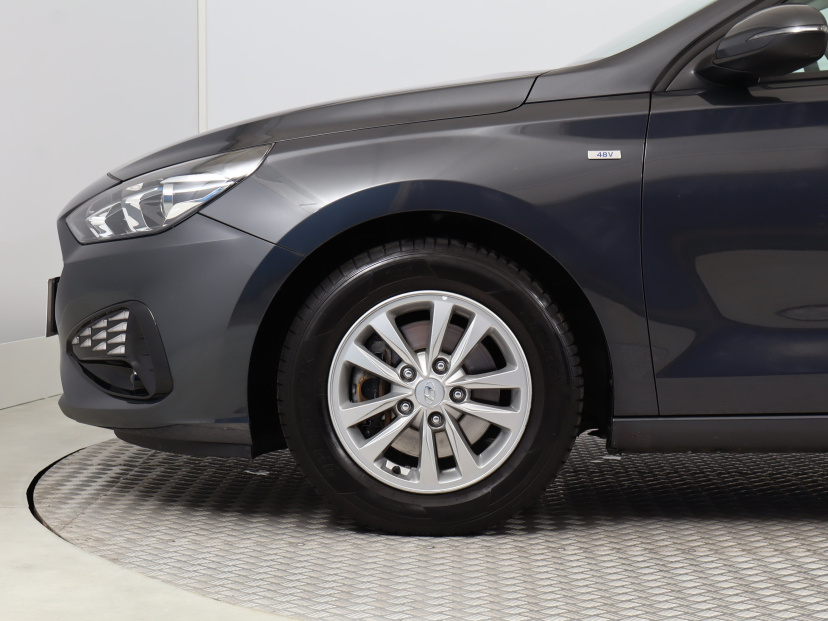 Hyundai i30, 2021
