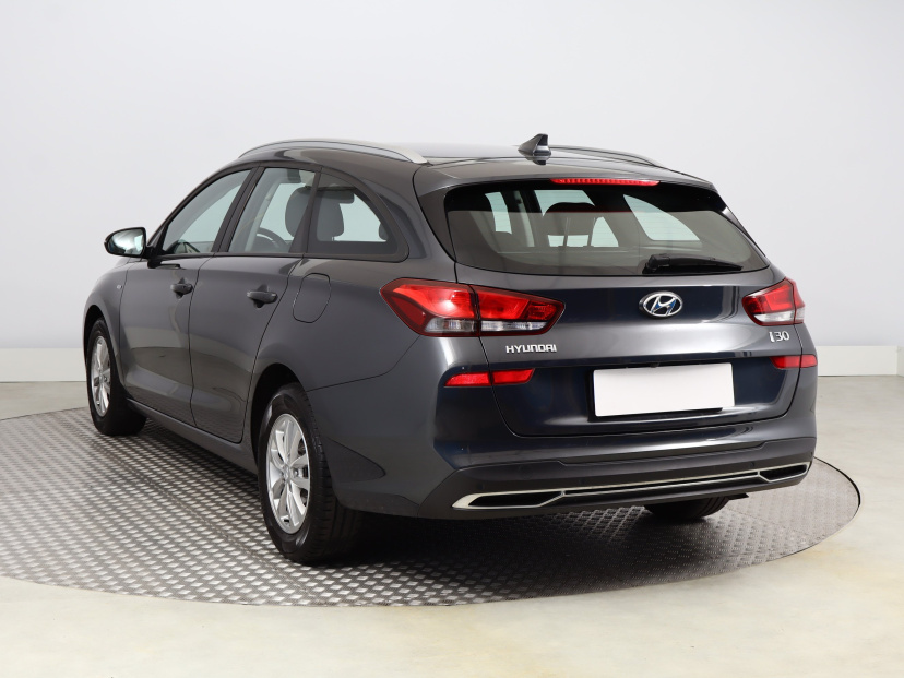 Hyundai i30, 2021