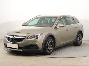 Opel Insignia - 2014