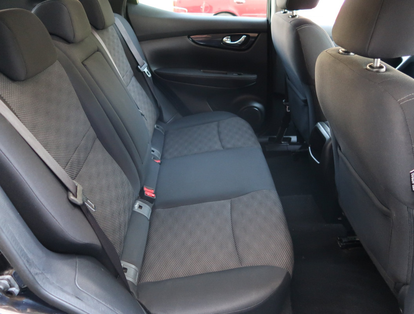 Nissan Qashqai, 2015