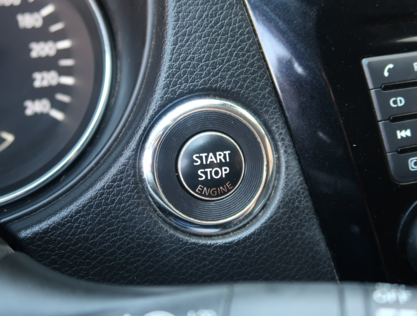 Nissan Qashqai, 2015