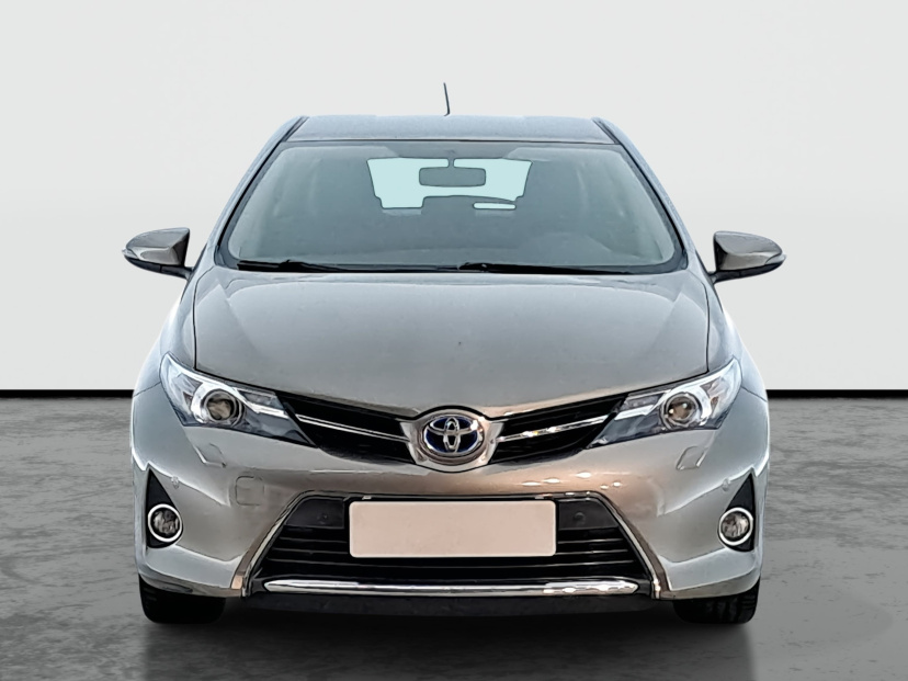 Toyota Auris, 2013
