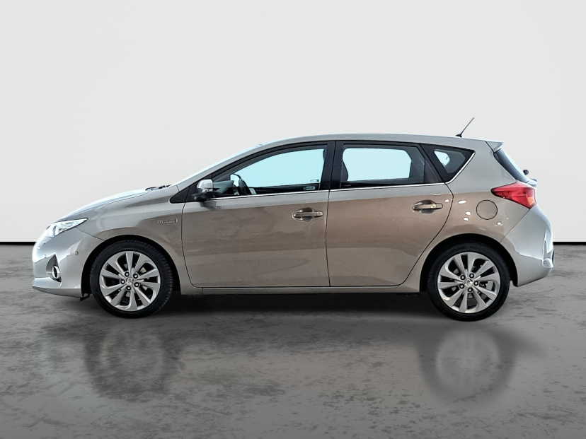 Toyota Auris, 2013
