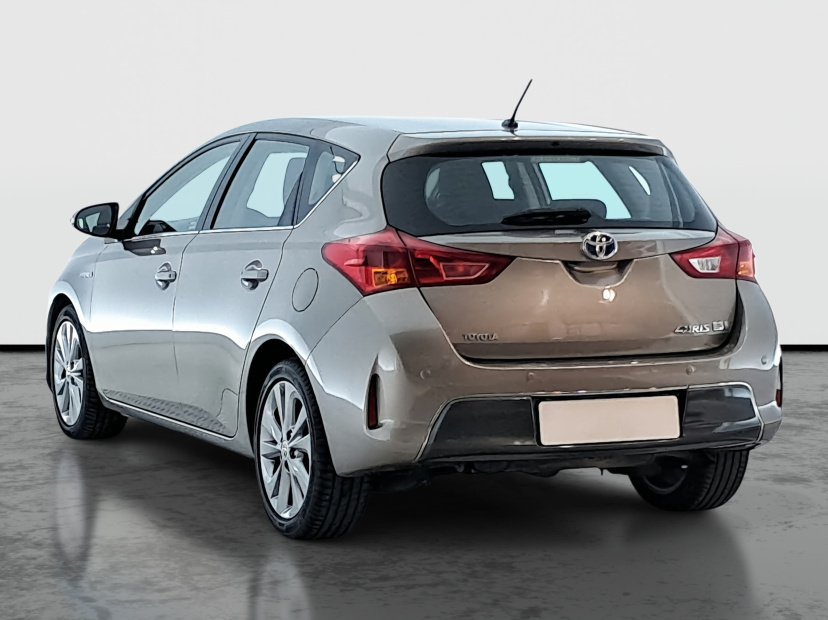 Toyota Auris, 2013