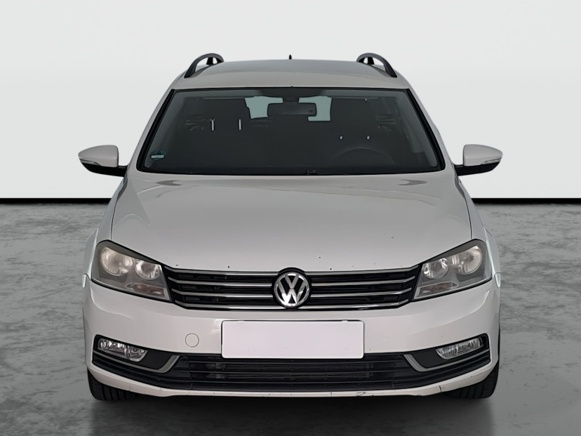 Volkswagen Passat, 2011