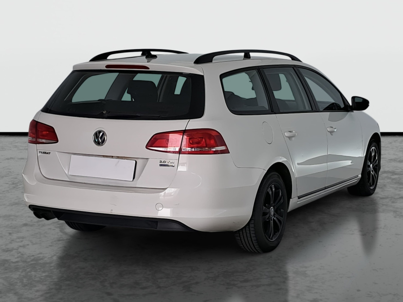 Volkswagen Passat, 2011