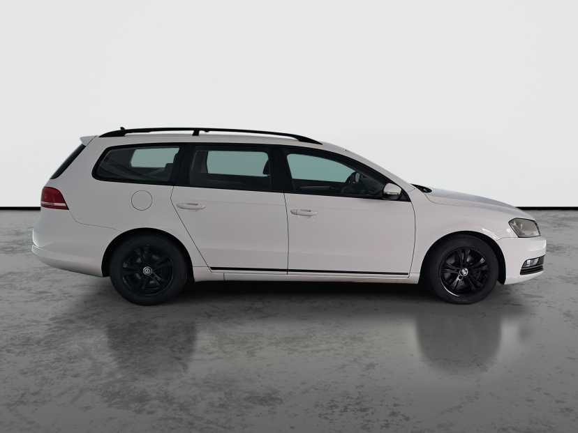 Volkswagen Passat, 2011