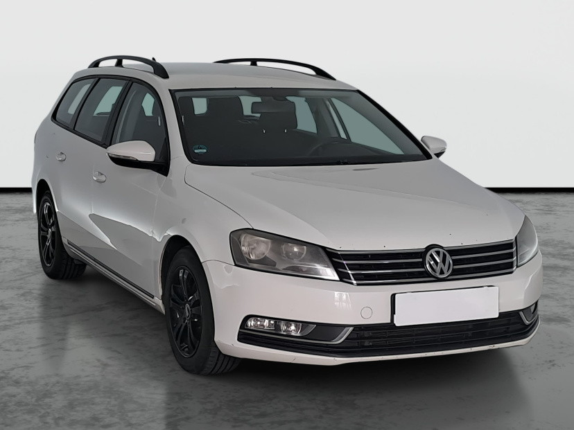 Volkswagen Passat, 2011