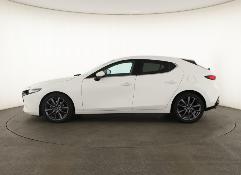 Mazda 3, 2020