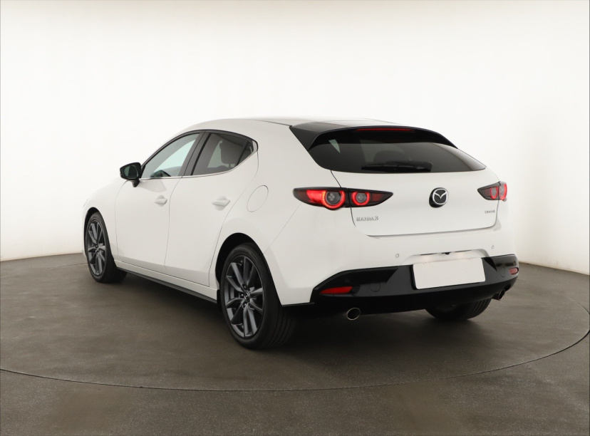 Mazda 3, 2020