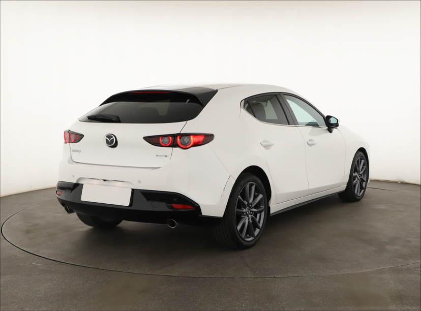 Mazda 3, 2020