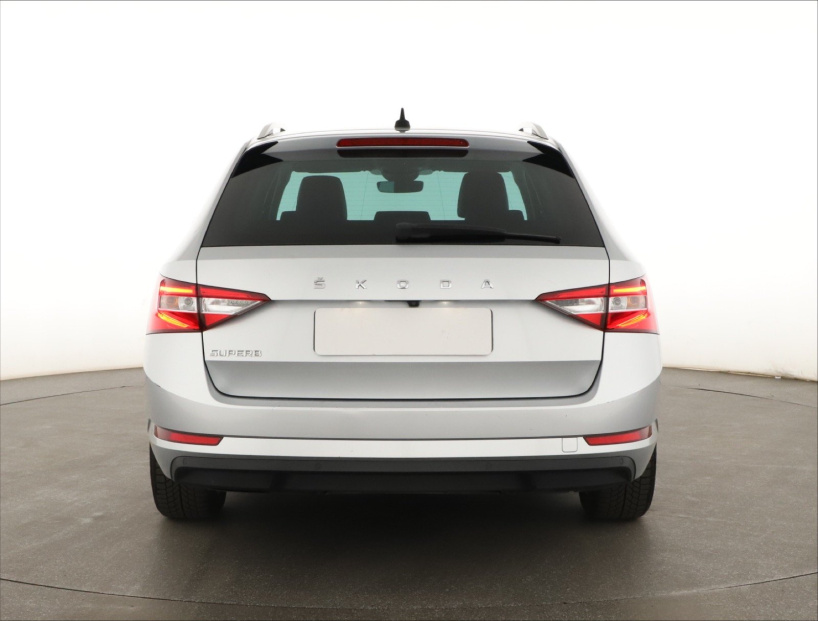 Škoda Superb, 2019