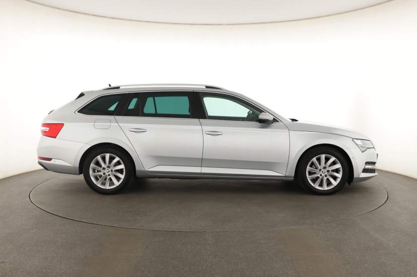 Škoda Superb, 2019