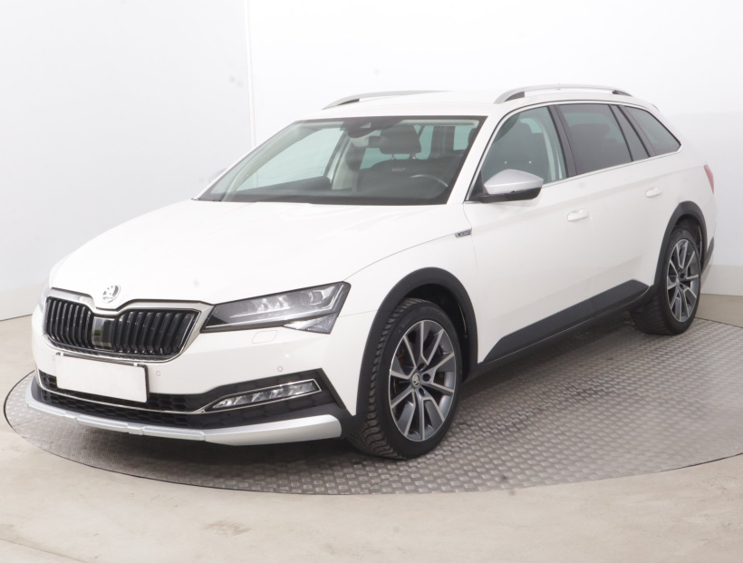 Škoda Superb, 2021