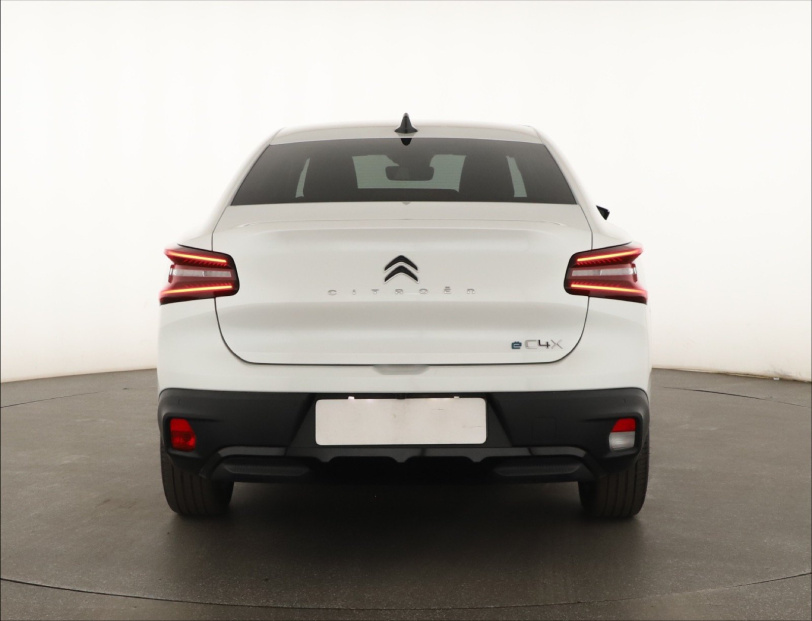 Citroen e-C4 X, 2023