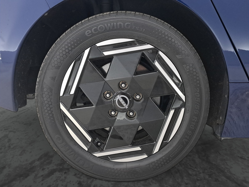 Nissan Leaf, 2022