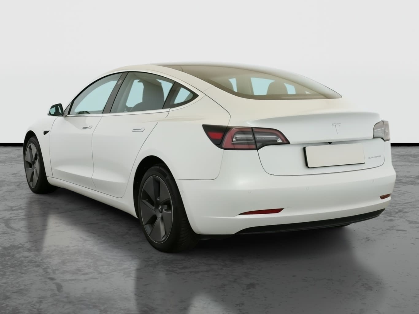Tesla Model 3 Long Range AWD – fotografie 5