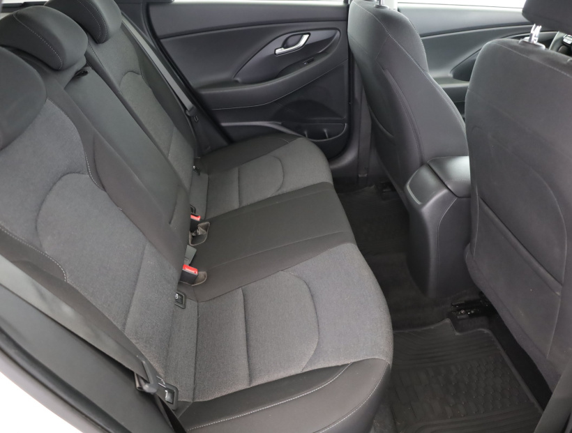 Hyundai i30, 2022