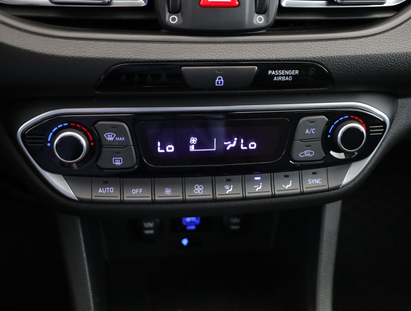 Hyundai i30, 2022