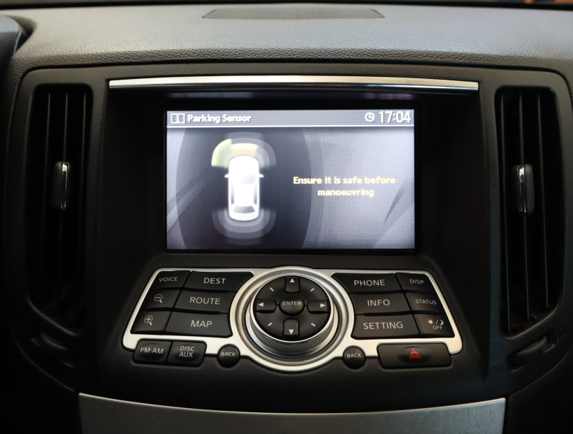 Infiniti G, 2010
