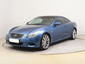 Infiniti G - 2010