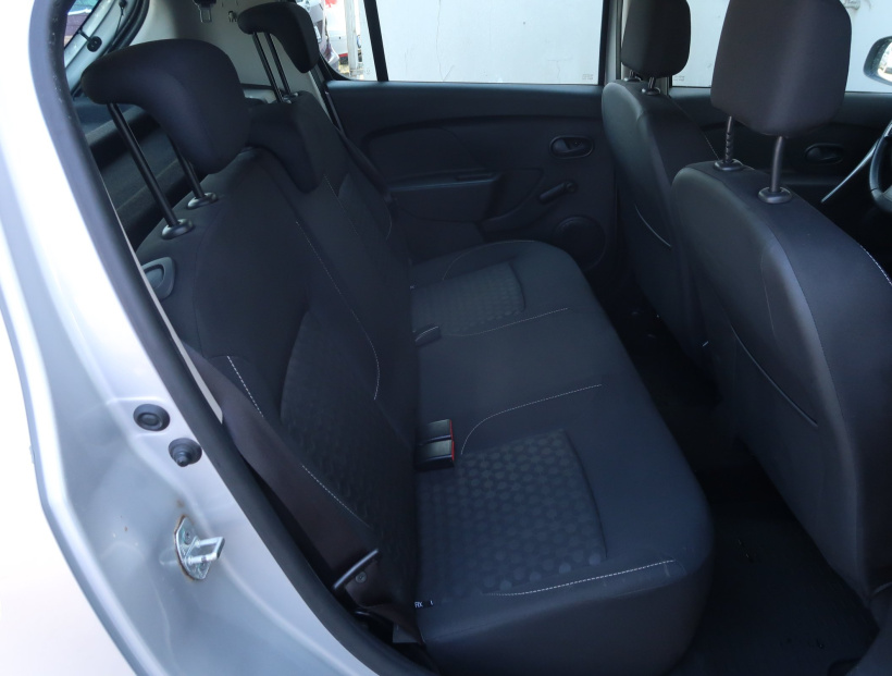 Dacia Sandero, 2013